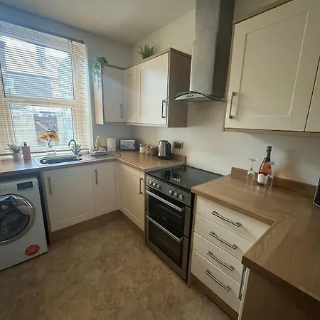 Apartamento Lonsdale Terrace - 3 Bedrooms - Sleeps 6 *