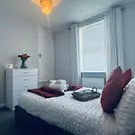 Lonsdale Terrace - 3 Bedrooms - Sleeps 6 شقة *